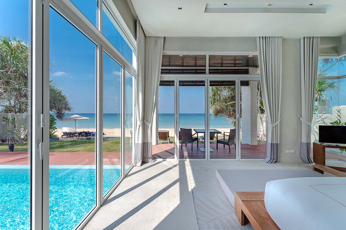 3 Bedroom Beachfront Pool Villa