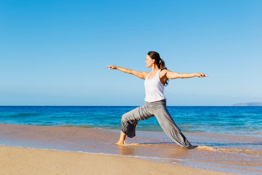 BENEFITS TO A BEACH YOGA PRACTICE - Ocean Dream Yoga